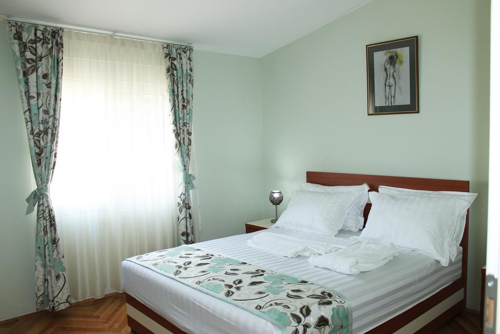 Apartments Gran Sasso Ulcinj Bagian luar foto
