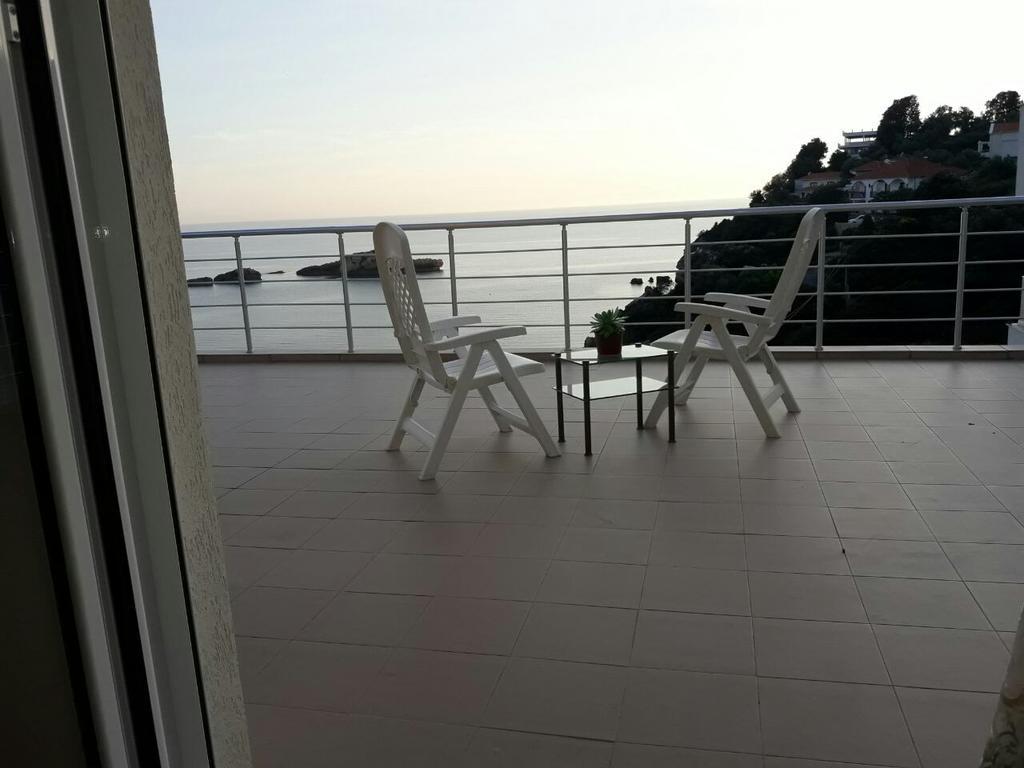 Apartments Gran Sasso Ulcinj Bagian luar foto