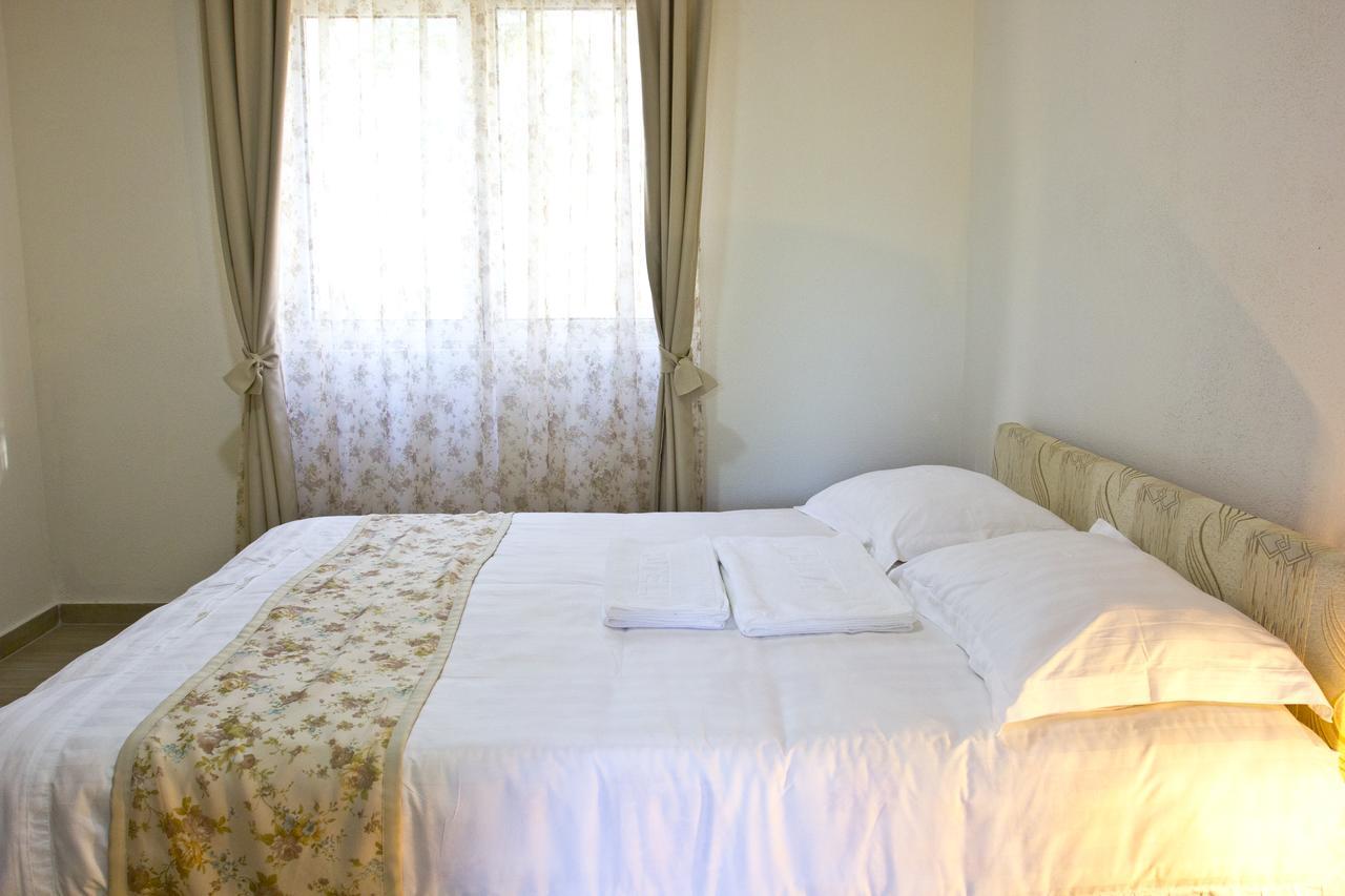 Apartments Gran Sasso Ulcinj Bagian luar foto
