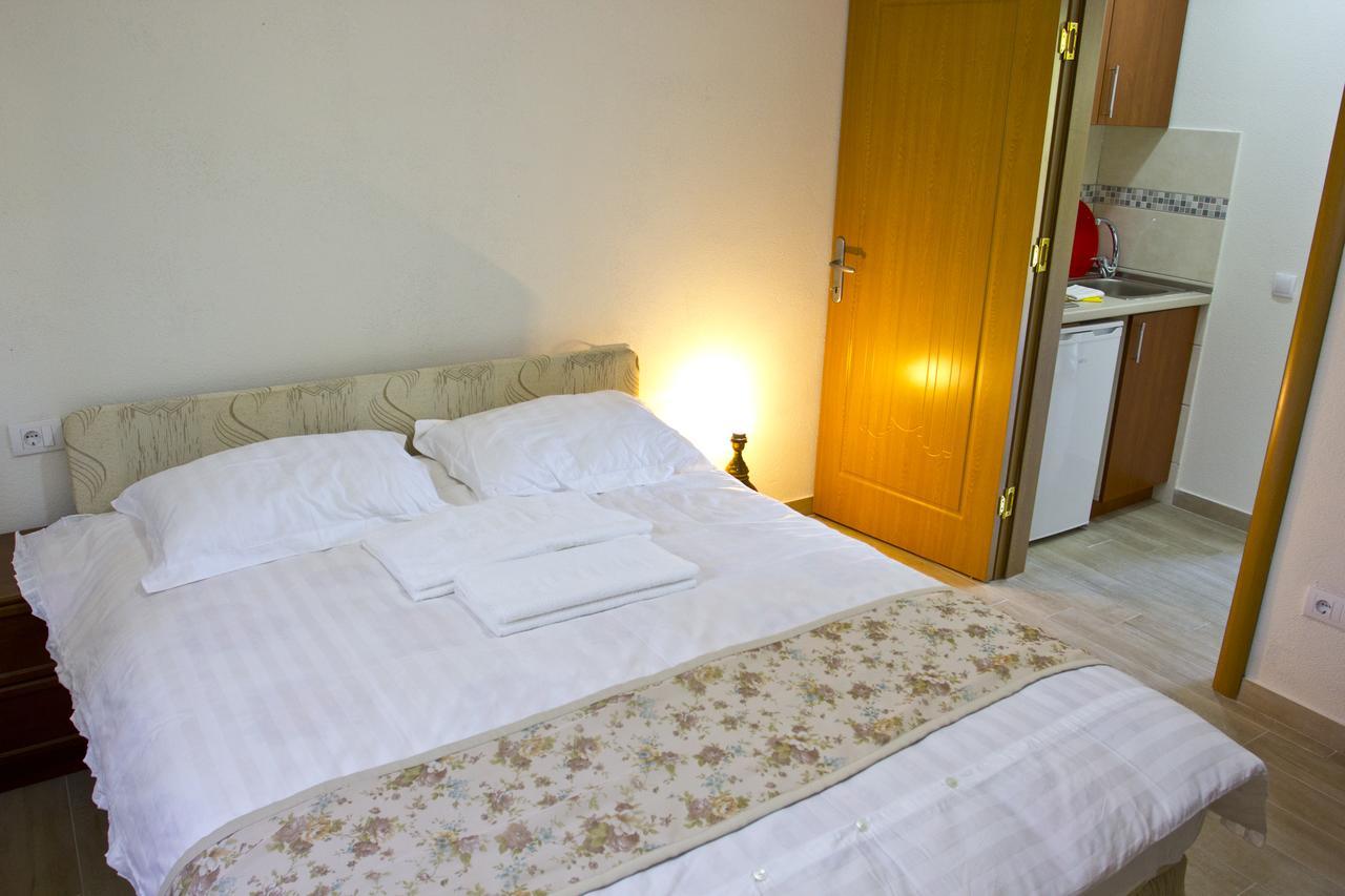Apartments Gran Sasso Ulcinj Bagian luar foto