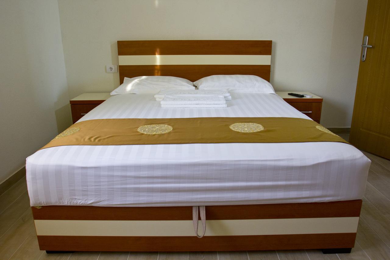 Apartments Gran Sasso Ulcinj Bagian luar foto