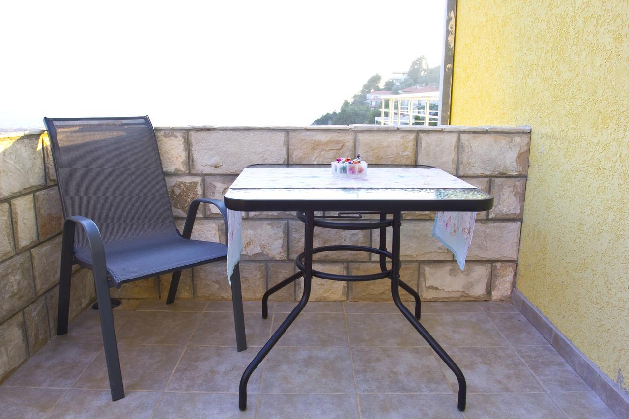 Apartments Gran Sasso Ulcinj Bagian luar foto