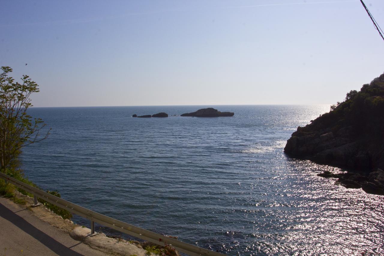Apartments Gran Sasso Ulcinj Bagian luar foto